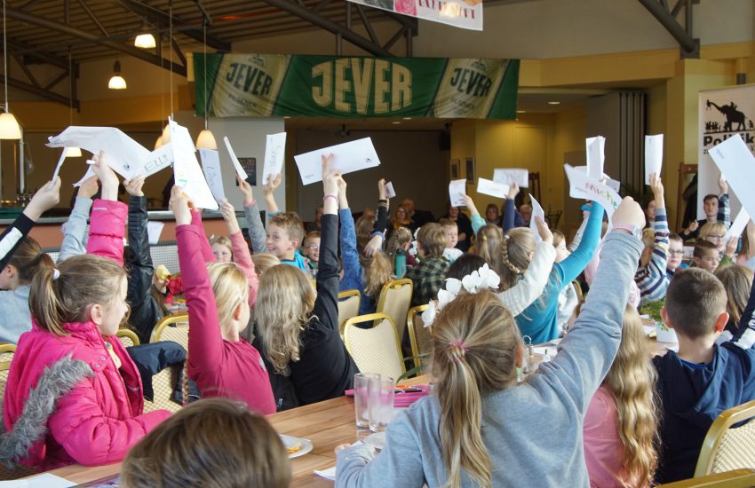 Abstimmung im Wiesmoorer Kinderrat.